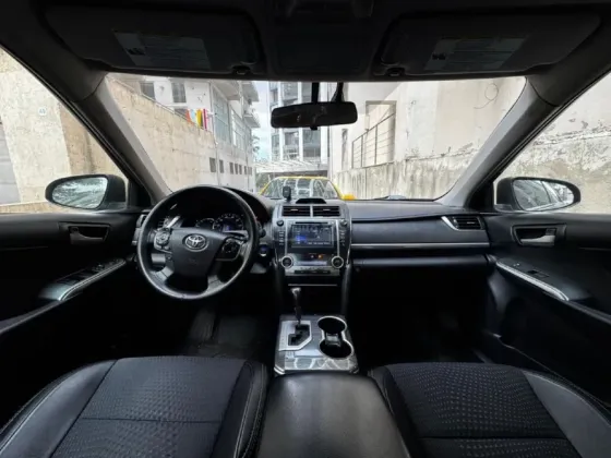 Toyota Camry 2.4L 2014 თბილისი