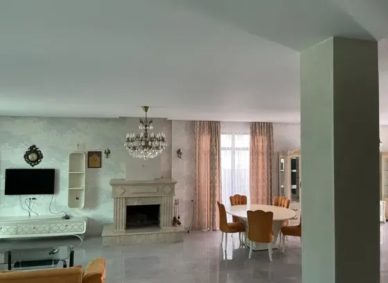 House for rent 330м² Tbilisi