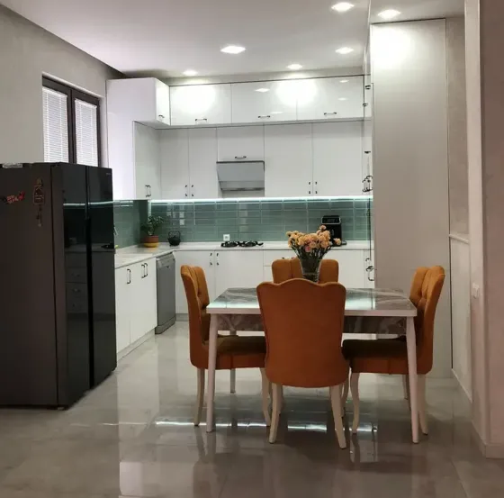 House for rent 330м² Tbilisi