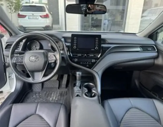 Toyota Camry 2.5L 2022 თბილისი