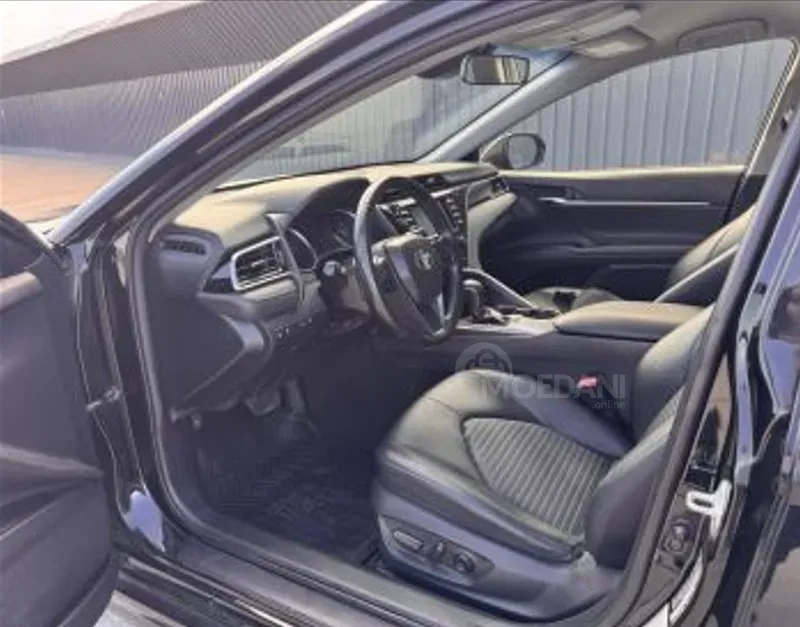 Toyota Camry 2.5L 2018 Тбилиси - изображение 3