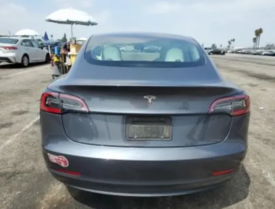 Tesla Model 3 2023 Тбилиси