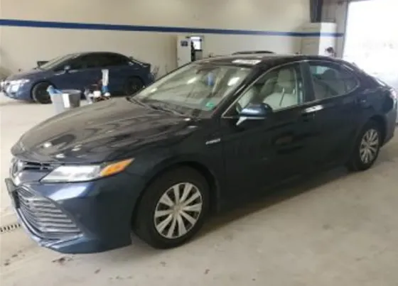 Toyota Camry 2.5L 2018 თბილისი