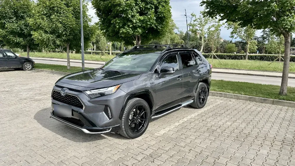 Toyota RAV4 2.5L 2022 Тбилиси - изображение 1