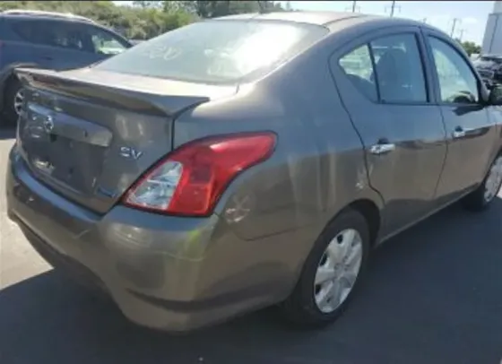 Nissan Versa 2016 Тбилиси