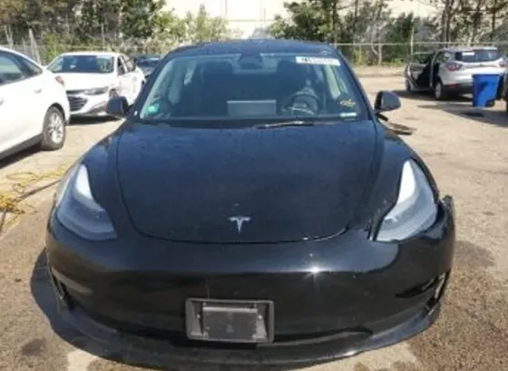 Tesla Model 3 2022 Тбилиси