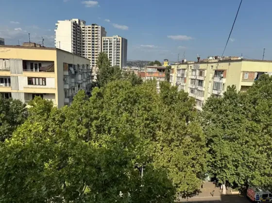 Сдам 3-комн. квартиру 85м² 8/8 эт. Тбилиси