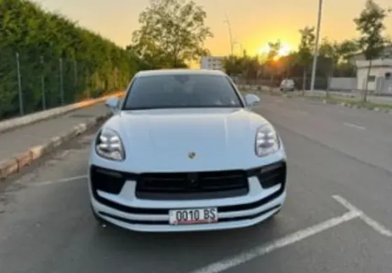 Porsche Macan 2024 Тбилиси