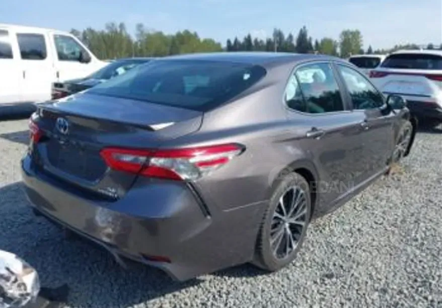 Toyota Camry 2.5L 2018 Тбилиси - изображение 4