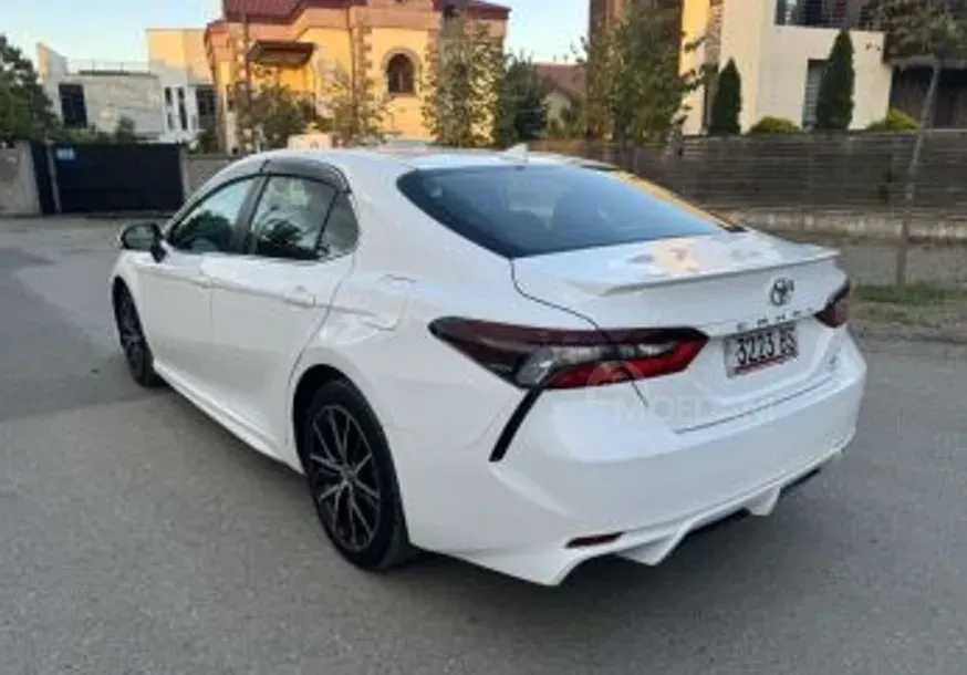 Toyota Camry 2.5L 2022 Tbilisi - photo 4