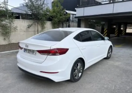 Hyundai Elantra 2017 თბილისი