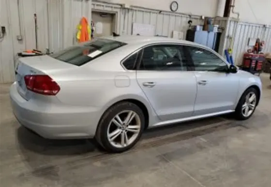 Volkswagen Passat 1.8 2014 Тбилиси