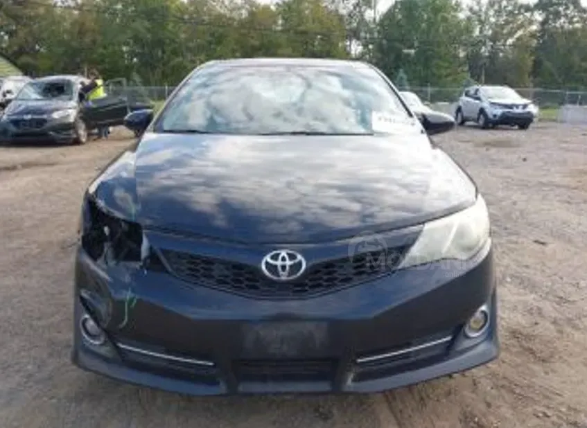 Toyota Camry 2.5L 2014 Тбилиси - изображение 5