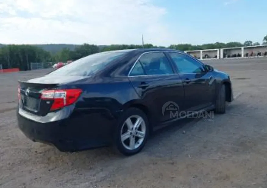 Toyota Camry 2.5L 2014 Тбилиси - изображение 3