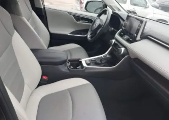 Toyota RAV4 2.5L 2020 Тбилиси