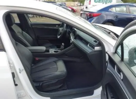 Kia K5 2023 Тбилиси