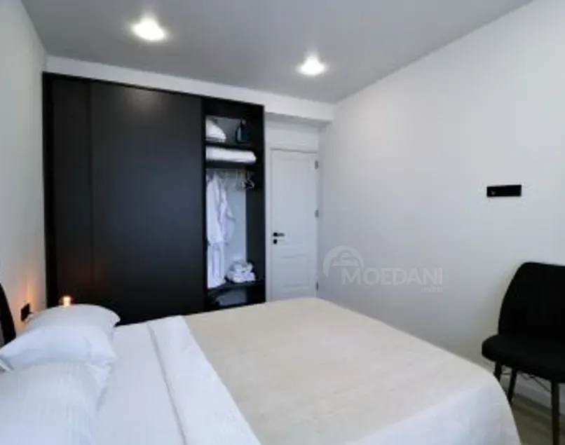 Сдам 2-комн. квартиру на сутки в Тбилиси  50м² 22/24 эт. Тбилиси - изображение 4