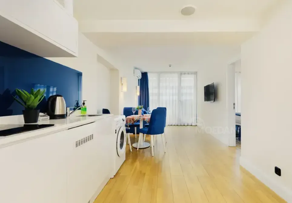 Short Term Rentals one-room 30m² 46/55 floor Batumi - photo 2