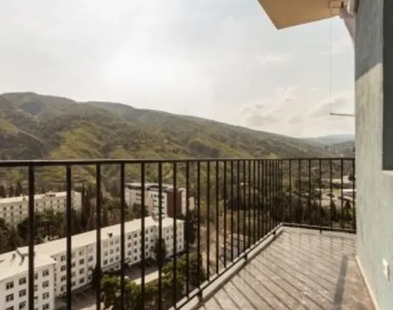 Сдам 2-комн. квартиру на сутки в Тбилиси  52м² 15/17 эт. Тбилиси