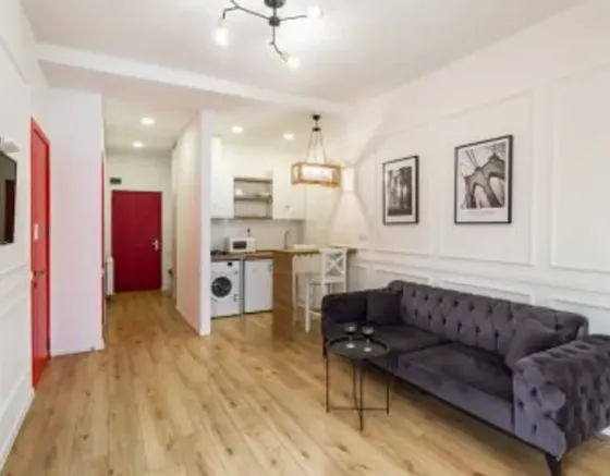 Сдам 2-комн. квартиру на сутки в Тбилиси  52м² 15/17 эт. Тбилиси