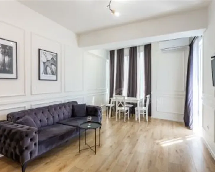 ქირავდება 2 ოთახიანი ბინა დღიურად თბილისში  52მ² 15/17 სართ თბილისი - photo 1