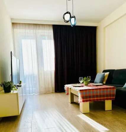 Сдам 2-комн. квартиру на сутки в Тбилиси  50м² 7/23 эт. Тбилиси