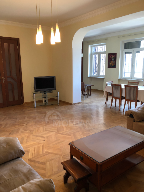 ქირავდება 5 ოთახიანი ბინა 170მ² 3/5 სართ თბილისი - photo 2