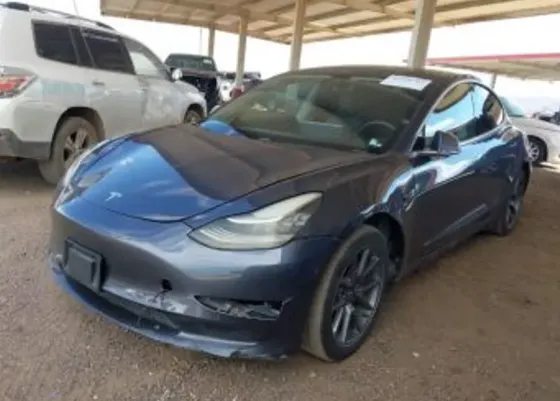 Tesla Model 3 2020 Тбилиси