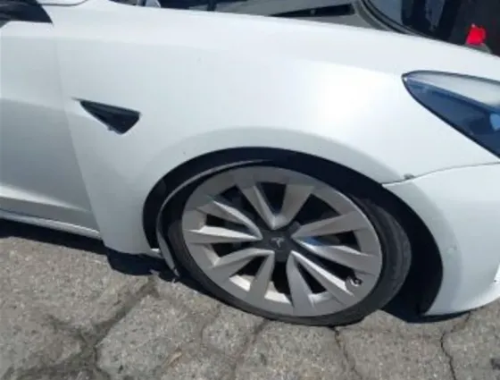 Tesla Model 3 2021 Тбилиси