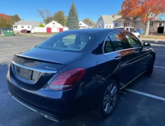 Mercedes C 2L 2018 Тбилиси