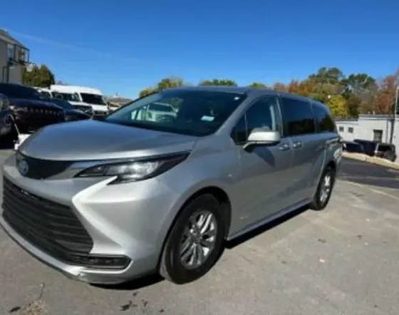 Toyota Sienna 2.5L 2021 Тбилиси