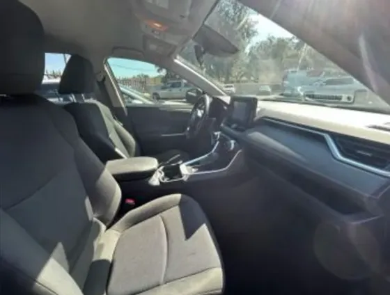 Toyota RAV4 2.5L 2019 Тбилиси
