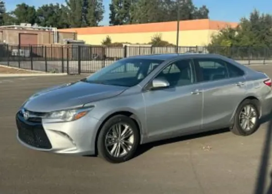 Toyota Camry 2.5L 2016 Тбилиси
