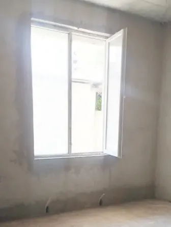 იყიდება 2 ოთახიანი ბინას 52მ² 1/9 სართ თბილისი