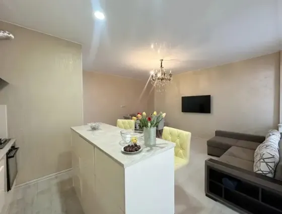 Сдам 3-комн. квартиру 88м² 12/13 эт. Тбилиси