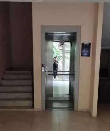 იყიდება 2 ოთახიანი ბინას 45მ² 2/6 სართ თბილისი