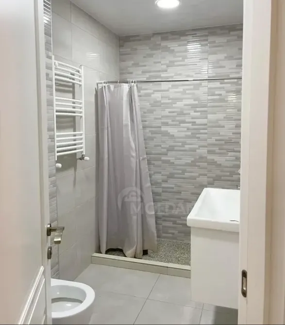 ქირავდება 3 ოთახიანი ბინა 90მ² 3/9 სართ თბილისი - photo 3