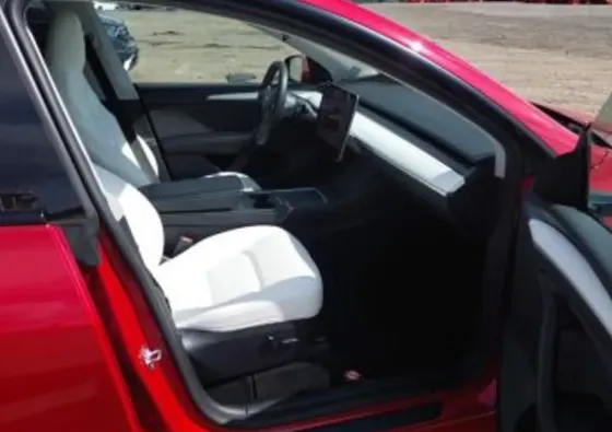 Tesla Model Y 2023 Тбилиси