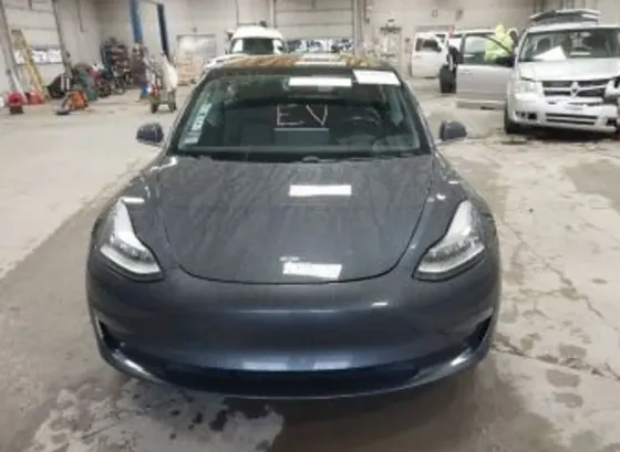 Tesla Model 3 2018 Тбилиси