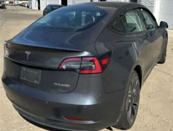Tesla Model 3 2019 Тбилиси