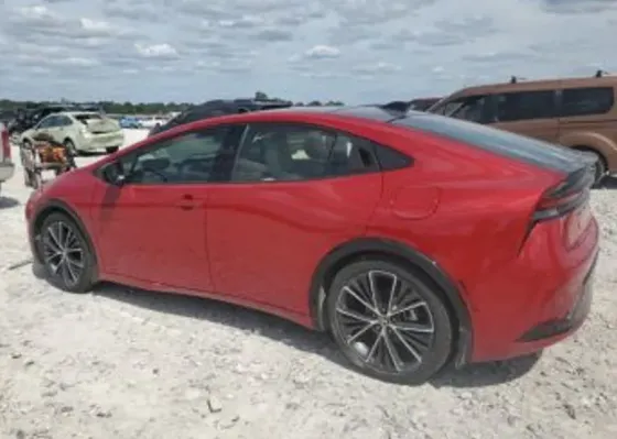 Toyota Prius 2L 2024 Тбилиси