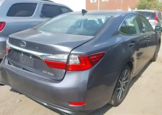 Lexus ES 2018 Тбилиси