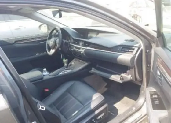 Lexus ES 2018 Тбилиси