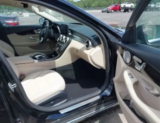 Mercedes C 2L 2018 Тбилиси