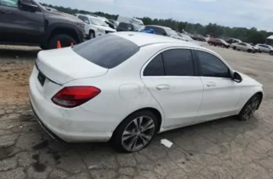 Mercedes C 2L 2016 Тбилиси