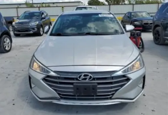 Hyundai Elantra 2019 თბილისი