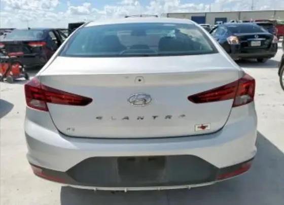 Hyundai Elantra 2019 თბილისი