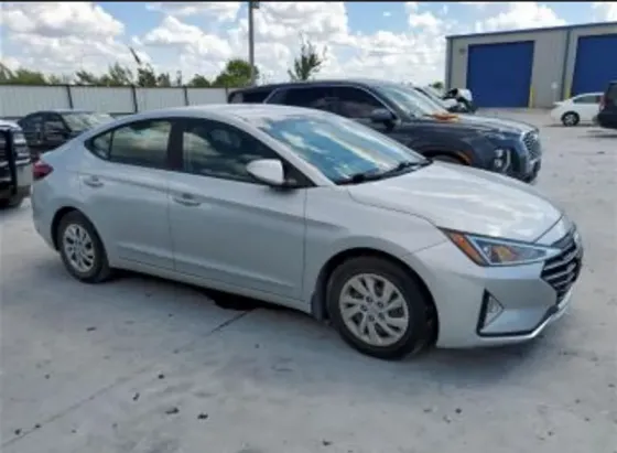 Hyundai Elantra 2019 თბილისი