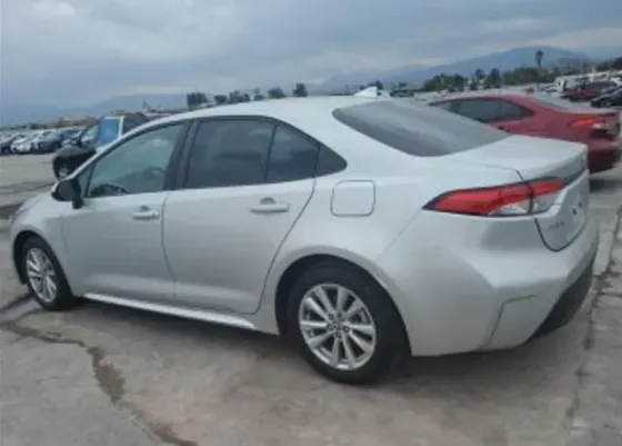 Toyota Corolla 2L 2024 Тбилиси