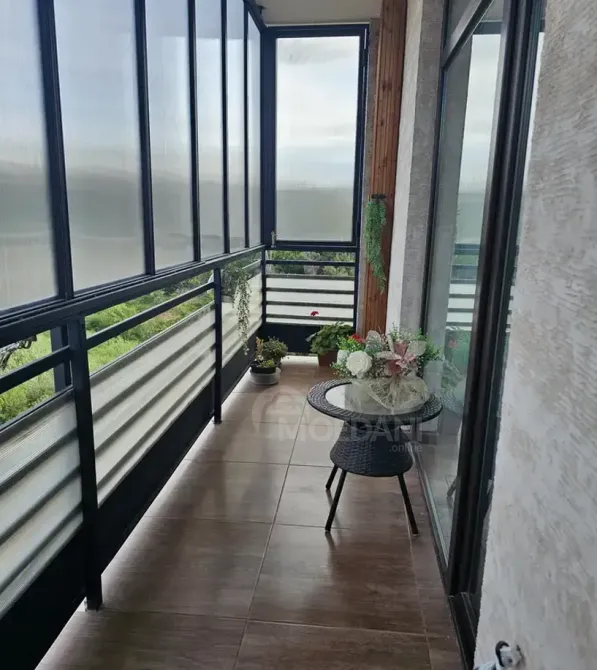 იყიდება 3 ოთახიანი ბინას 68მ² 10/14 სართ თბილისი - photo 2